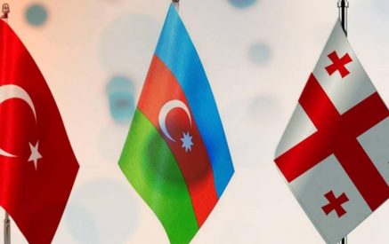 Բաքվում կայացել է Թուրքիայի, Ադրբեջանի և Վրաստանի արտգործնախարարների հանդիպումը