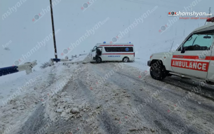 Ավտովթար-հրդեհի հետևանքով մահացածների մարմինները դիահերձարան տեղափոխելիս շտապօգնության մեքենան վթարի է ենթարկվել. Shamshyan.com