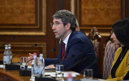 Գրիգոր Մինասյան. «Այսօր որոշեցի ես էլ միանամ իմ պաշտոնավարման դեմ ստորագրահավաքին: Վարչապետին ներկայացրեցի իմ հրաժարականի դիմումը»