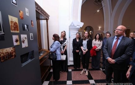 Հայաստան ժամանած եվրոպացի դատախազներն ու միջազգային կառույցների ներկայացուցիչները շրջայց են կատարել Մատենադարանում