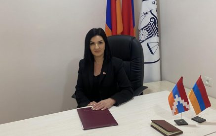 «Ինչպես Ադրբեջանն է պնդում, որ չկա ԼՂ հակամարտություն, չկա Արցախի իշխանություն, նույնն անում է նաեւ ՀՀ իշխանությունը»․ Մետաքսե Հակոբյան