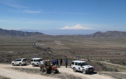 Խաչիկ գյուղի վարչական ղեկավարի խնդրանքով Հայաստանում ԵՄ առաքելությունը հետևել է գյուղատնտեսական աշխատանքներին