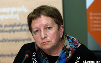 «Ես չէի պատկերացնում, որ մեր ԱԱԾ-ն այդ աստիճանի ցածրորակ է եւ կնոջը կարող է ծաղրել ու սպառնալ, այս թողտվության մեջ լկտիանում են բոլորը»․ Ժաննա Ալեքսանյան