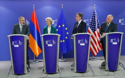 «Տպավորություն է, որ ի սկզբանե նախատեսվում էր շատ ավելի խորը եւ լուրջ հանդիպում, բայց վերջին օրերին ինչ-որ բան փոխվել է»․Արմեն Բաղդասարյանը՝ բրյուսելյան հանդիպման մասին