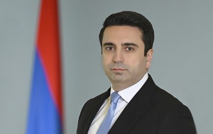 Ամեն նպատակ, ամեն իղձ, ամեն երազանք եւ ուժ այս օրերին մենք պետք է կենտրոնացնենք մեր անկախ պետության համար․ Ալեն Սիմոնյան