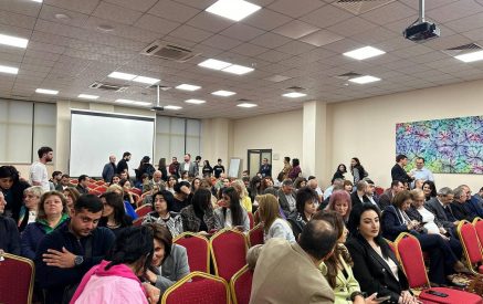 «Ինչպե՞ս հաշտ ապրեմ 5000 զոհերի պատճառ դարձածների հետ». փաստաբանական համայնքի հետ հանդիմանը հարց տրվեց Բագրատ Սրբազանին