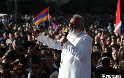 Ստախոսությունների ժամն էլ մինչեւ այս պահը չի ավարտվում , ասել էր, չէ, որեւէ խնդիր լինի, կհավաքվենք հրապարակում. Բագրատ Սրբազան