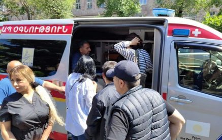 Ոտքս վնասելով ինձ բերման ենթարկեցին մայթից՝ առանց որեւէ պահանջ ներկայացնելու. Արսեն Գրիգորյան