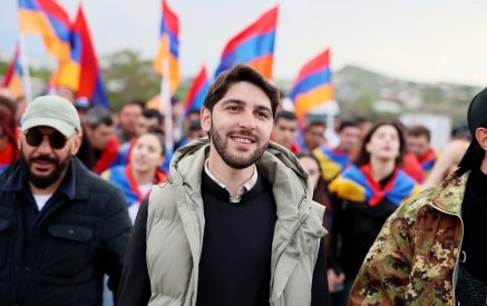 «Մենք փոքրիկ քայլերի գեղեցիկ արվեստը գիտենք… Սա շարժում է, որն իր բոլոր խաղաքարտերը մեկ վայրկյանում չի բացում». Թովմաս Առաքելյան