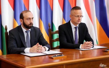 Միրզոյանը և Սիյարտոն Հայաստանի և Հունգարիայի միջև տնտեսական համագործակցության մասին համաձայնագիր են ստորագրել