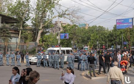 Բախում ոստիկանների եւ ցուցարարների միջեւ