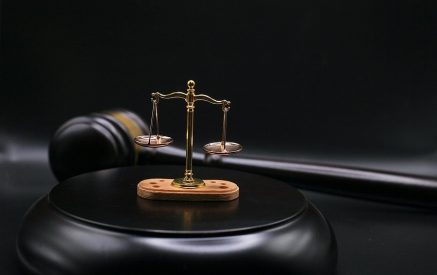 Պաշտոնեական անփութության մեջ մեղադրվող դատավորի վերաբերյալ քրեական վարույթը հանձնվել է դատարան