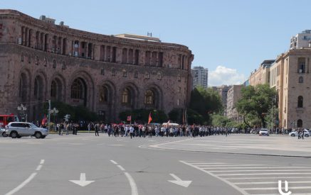 Ցույցի երկու մասնակից ձերբակալվել է՝ սառը զենք կրելու կասկածանքով