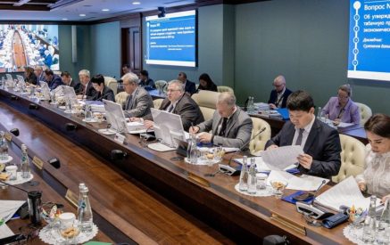 Գրիգորյանը և ՌԴ փոխվարչապետը ԵՏՀ Խորհրդի նիստում քննարկել են ինտեգրացիոն համագործակցությունը և Միությունում կլիմայական կարգավորման սերտացման անհրաժեշտությունը