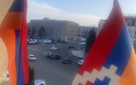 Փաշինյանը կրկին անդրադարձավ «ԼՂ կղերաֆեոդալական էլիտային»․ «Մենք շատ համբերատար ենք, բայց որեւէ մեկը սա չընկալի որպես թուլություն։ Հույս ունեմ՝ հասցեատերերը չեն հասցնի նրան, որ դրանք առաքենք կոնկրետ հասցեներով»