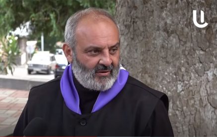 «Եկել ենք ստերի հետեւից». Բագրատ սրբազանը Մեղրիում է