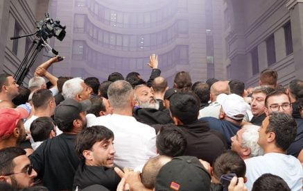 Ձերբակալված մեր 27 արժանապատիվ քաղաքացիները գտնվում են Երևան, Աբովյան և Մասիս քաղաքների ձերբակալվածների պահման վայրերում