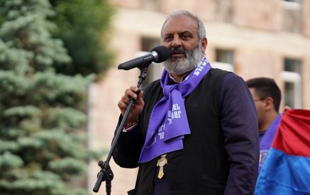 «Սրանք ոչ թե խաղաղության պայմանագիր են ուզում կնքել, այլ վերջին տապանաքարը դնեն մեր գլխին, ՀՀ վրա»․ Բագրատ սրբազան