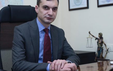Իշխանության մոտ կանգնած մի խումբ անձինք լուրջ ռեսուրսներ ունեն՝ գաղտնալսելու եւ «ներքին դիտում» գործողություններ անելու համար. փաստաբան