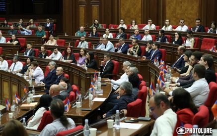 «Ազգային ժողովը պետք է հայտարարի, որ հռչակում է ՀՀ ԵՄ-ին անդամակցելու գործընթաց, ԱԺ որոշումը պետք է դրվի հանրաքվեի»․ Արտակ Զեյնալյան