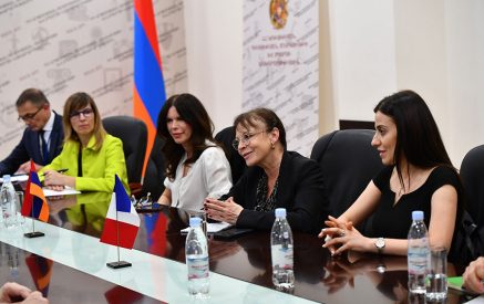 Քննարկվել են Էքս-ան-Պրովանսը և Մասիսը քույր քաղաքներ ճանաչելու և համատեղ շարունակական ծրագրեր իրականացնելու հեռանկարները