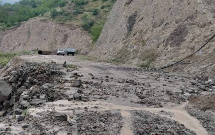 Փլուզվել է Խոտ-Որոտան այլընտրանքային ճանապարհի մի հատվածը