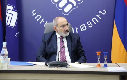 Վարչության նիստում քննարկվել են Գյումրի համայնքում ծագած կառավարման ճգնաժամին առնչվող