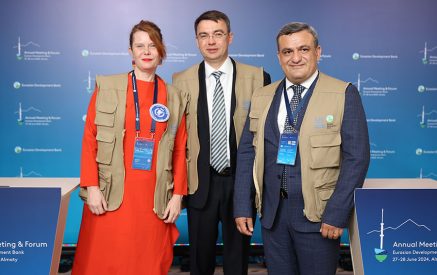 Եվրասիական զարգացման բանկը, ՄԱԿ-ի Պարենի համաշխարհային ծրագիրն ու «Երեմյան Ֆարմը» Հայաստանում «Կաթ դպրոցներում» ծրագրի ընդլայնման վերաբերյալ մտադրությունների մասին համաձայնագիր են կնքել
