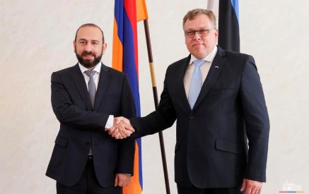 ՀՀ ԱԳ նախարարը և Էստոնիայի խորհրդարանի նախագահը մտքեր են փոխանակել ՀՀ-ԵՄ գործընկերության օրակարգի և հարաբերությունների խորացման ուղղությամբ իրականացվող քայլերի, ակնկալիքների շուրջ՝ հաշվի առնելով ՀՀ քաղաքացիների եվրոպական ձգտումները