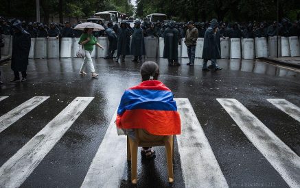 Դարձյալ՝ արժանապատվության մասին