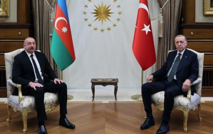 Արցախից ռուս խաղաղապահների դուրսբերումն Էրդողան-Ալիև հանդիպման օրակարգում