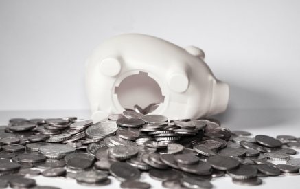 Հայտարարել է, որ արցախցիները ՀՀ քաղաքացիներ չեն, միևնույն ժամանակ, մեր կենսաթոշակային կուտակային ֆոնդերի գումարները փոխանցում է ՀՀ ֆոնդերին․ Արմինե Ավագիմյան. «Ապառաժ»