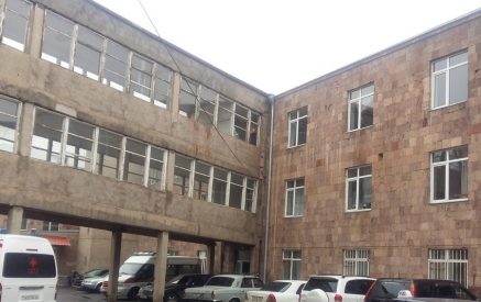 «Աշտարակ բ/կ» տնօրենի հետ ձերբակալվել էին բժշկական կենտրոնի եւս երկու աշխատակից