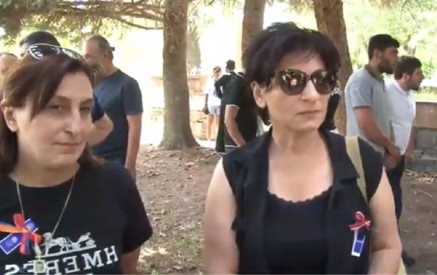 «Այն Լուլույի մասի՞ն է խոսքը, որը Եռաբլուրում երջանկացել էր տեսածից․ ի՞նչն էր հպարտությունը, երբ քո հայրենիքի մի մասը նվիրում ես թուրքին»․ զոհվածների ծնողներ