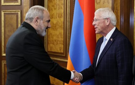 ՀՀ կառավարության համար ժողովրդավարության զարգացումն ունի ռազմավարական նշանակություն. Փաշինյանն ընդունել է ԱՄՆ սենատոր Ռոջեր Ուիքերի գլխավորած կոնգրեսական պատվիրակությանը