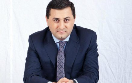 Զարմանում եմ բոլոր նրանց վրա, ովքեր իրենց դիրքավորելով որպես Ադրբեջանի ու Թուրքիայի հետ հավերժ ու անհաշտ թշնամության գաղափարի ջատագովներ, մտահոգված են Նիկոլ Փաշինյանի քաղաքականությամբ. Սամվել Ֆարմանյան