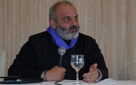 Այս պայքարի շարունակությունը լինելու է այլ մեթոդաբանությամբ, այլ գործողություններով․ Բագրատ սրբազան
