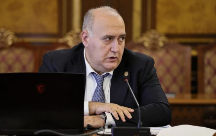 «Արաբկիր եւ Կենտրոն վարչական շրջաններում հոսանքի հաճախակի անջատումները Երեւանի ՀԷԿ-ում տեղի ունեցած հրդեհի հետեւանքով են»․ Գարեգին Բաղրամյան