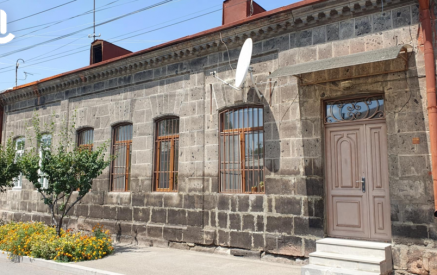 «Քննչականը գործը փակուղի է տանում»․ հարևանն՝ ընդդեմ վարչապետի կնոջ մորաքրոջ ընտանիքի