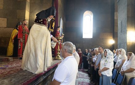 «Ցավ ի սիրտ ենք արձանագրում, որ այսօր ամեն ջանք գործադրվում է հայ դպրոցի հիմնադիր Հայոց Եկեղեցուն դուրս մղելու նույն դպրոցից». Ամենայն Հայոց Կաթողիկոս