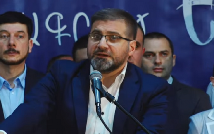 «Ձեռնո՞ց եք նետել, լա՞վ եք արել, մենք այդ ձեռնոցը վերցնում ենք, ժողովրդով գալիս ենք՝ ձեզ պարտադրելու»․ Արման Բաբաջանյանը՝ իշխանությանը
