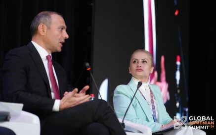 Դեպրեսիայի ժամանակ բացում եմ քարտեզը, նայում եմ քարտեզին, հարեւանությանը եւ որոշակի հանգստություն եմ ապրում. ԱԽ քարտուղար