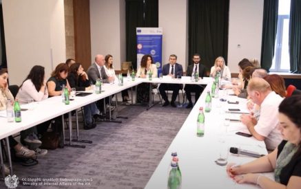 Արմեն Ղազարյանն անդրադարձել է Միգրացիոն քաղաքականության երկխոսության հարթակի կարևորությանը՝ ընդգծելով, որ քաղաքականություն մշակողներն ու իրականացնողները գաղափարներ փոխանակելու հնարավորություն ունեն