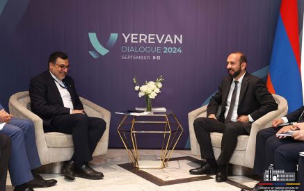 Արարատ Միրզոյանը Իրանի ԱԳ նախարարի տեղակալի հետ քննարկել է երկկողմ օրակարգի և տարածաշրջանային զարգացումներին վերաբերող հարցեր