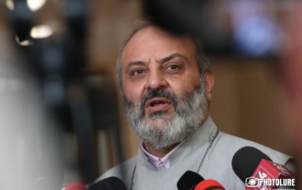 «Գործ կունենանք Ադրբեջանի շահերը սպասարկելու շարքային քայլի հետ». Բագրատ սրբազանը՝ COP 29-ին Հայաստանի մասնակցության վերաբերյալ