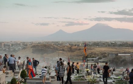 Հայ ազգը պետք է ցկյանս երախտապարտ լինի այդ մարդուն՝ «Իրական Հայաստան»- «Պատմական Հայաստան» տխրահռչակ «տրակտատի» համար․ «Հայացք Երևանից»