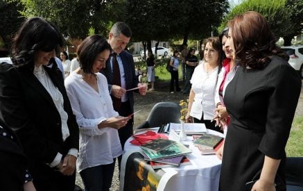 Նախատեսվում է խրախուսել մշակութային հաստատությունների և դպրոցների համատեղ աշխատանքը․ Ժաննա Անդրեասյանը ներկա է եղել Վայոց ձորի մարզի կրթամշակութային էքսպոյին