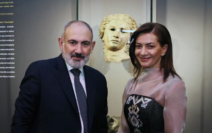 «Բարի վերադարձ, Դիցուհի»․ Նիկոլ Փաշինյան