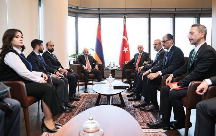 Էրդողանը նշել է, որ Թուրքիայի և Հայաստանի միջև առանց նախապայմանների հարաբերությունների կարգավորման ուղղությամբ զգալի առաջընթաց է գրանցվել