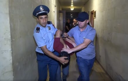 Ոստիկանների ուղղությամբ կրակոցներ արձակողը ձերբակալվել է